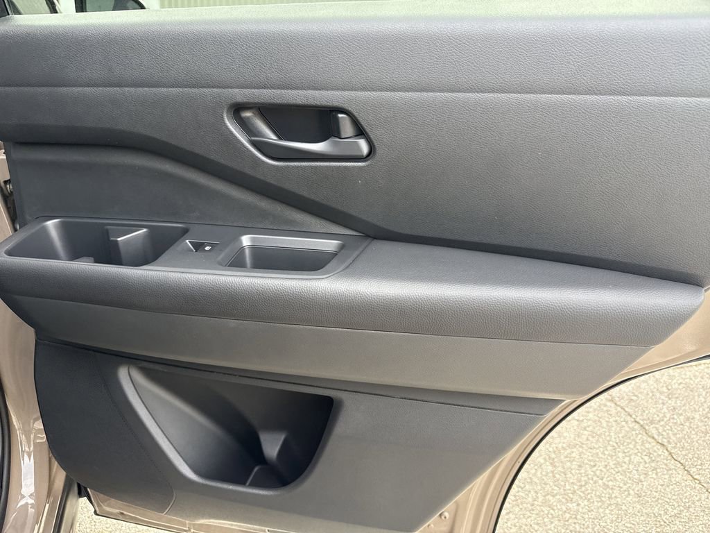 Used 2024 Nissan Pathfinder Rock Creek image 16