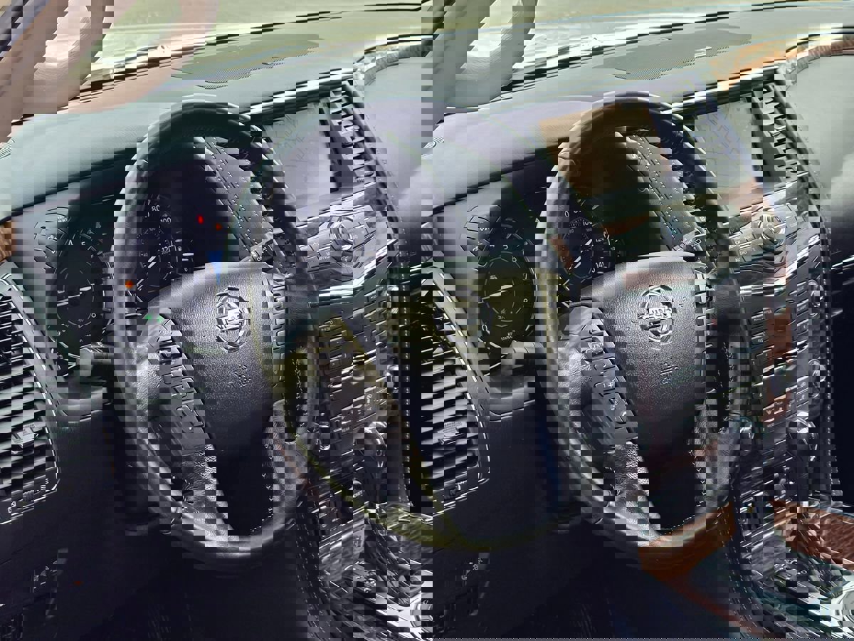 Used 2019 Nissan Armada SL w/ Premium Package image 22