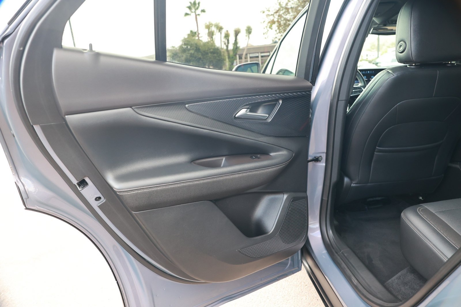 Used 2024 Chevrolet Blazer EV LT AWD/4WD image 37