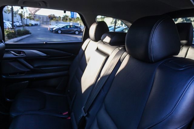 Used 2018 MAZDA CX-9 Touring w/ Touring Premium Package image 26