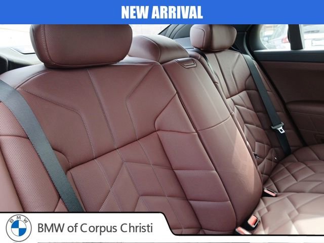 Used 2026 BMW 740i xDrive image 10