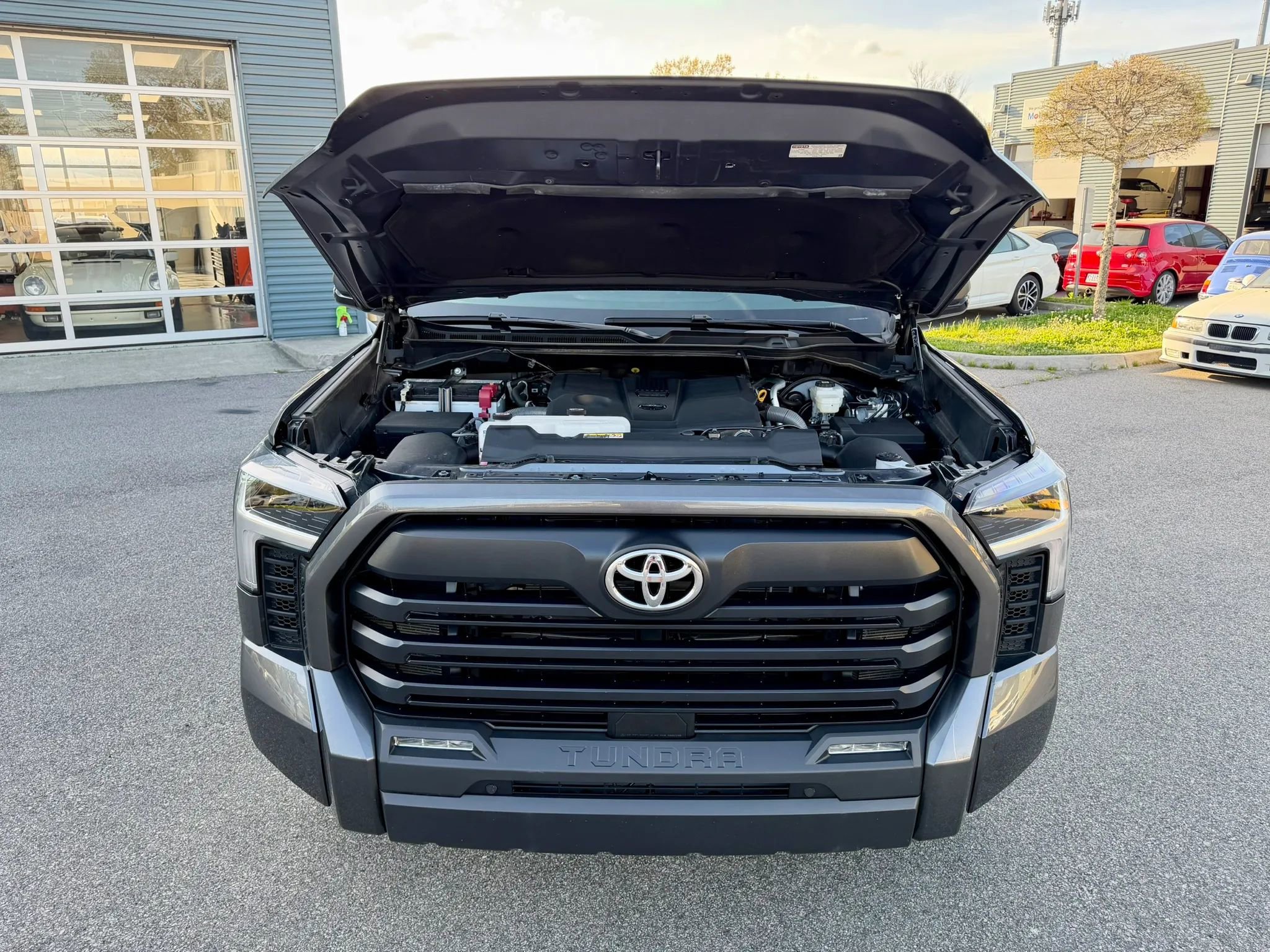 Used 2025 Toyota Tundra SR5 w/ SR5 Convenience Package image 9