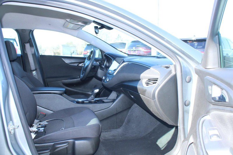 Used 2024 Chevrolet Malibu LT image 11