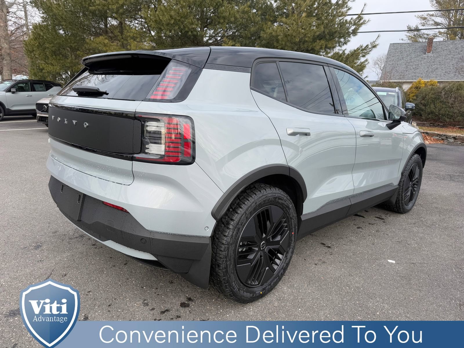 New 2026 Volvo EX30 Cross Country Ultra w/ Protection Package Premier image 8