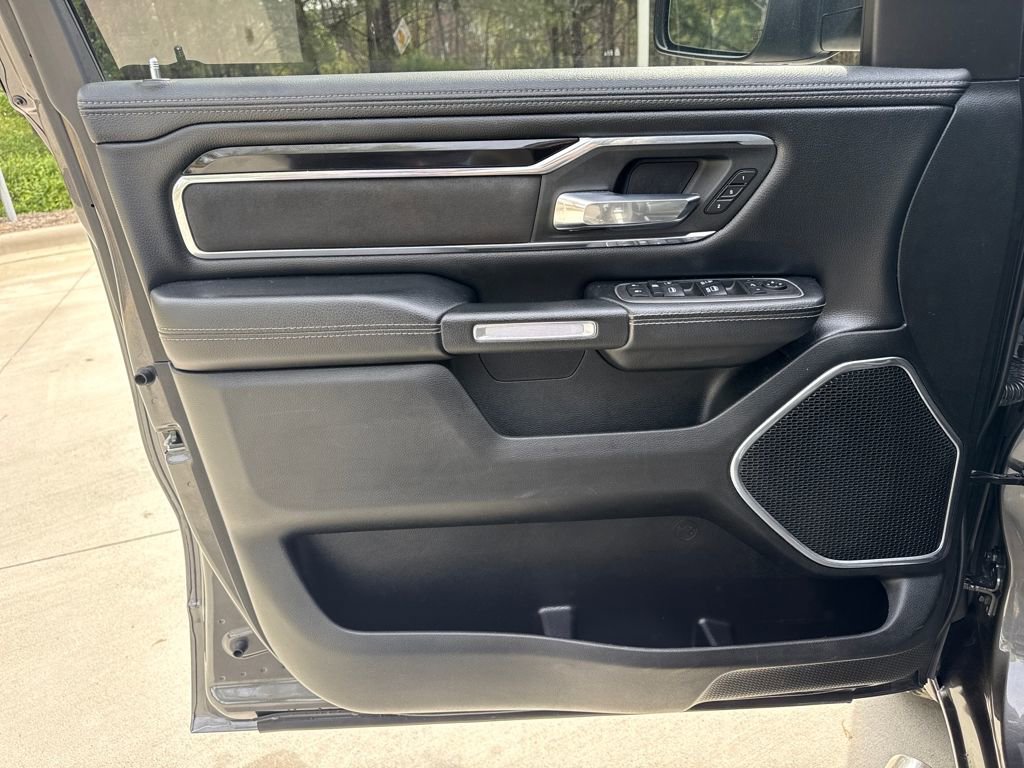 Used 2021 RAM 1500 Laramie w/ Sport Appearance Package image 14