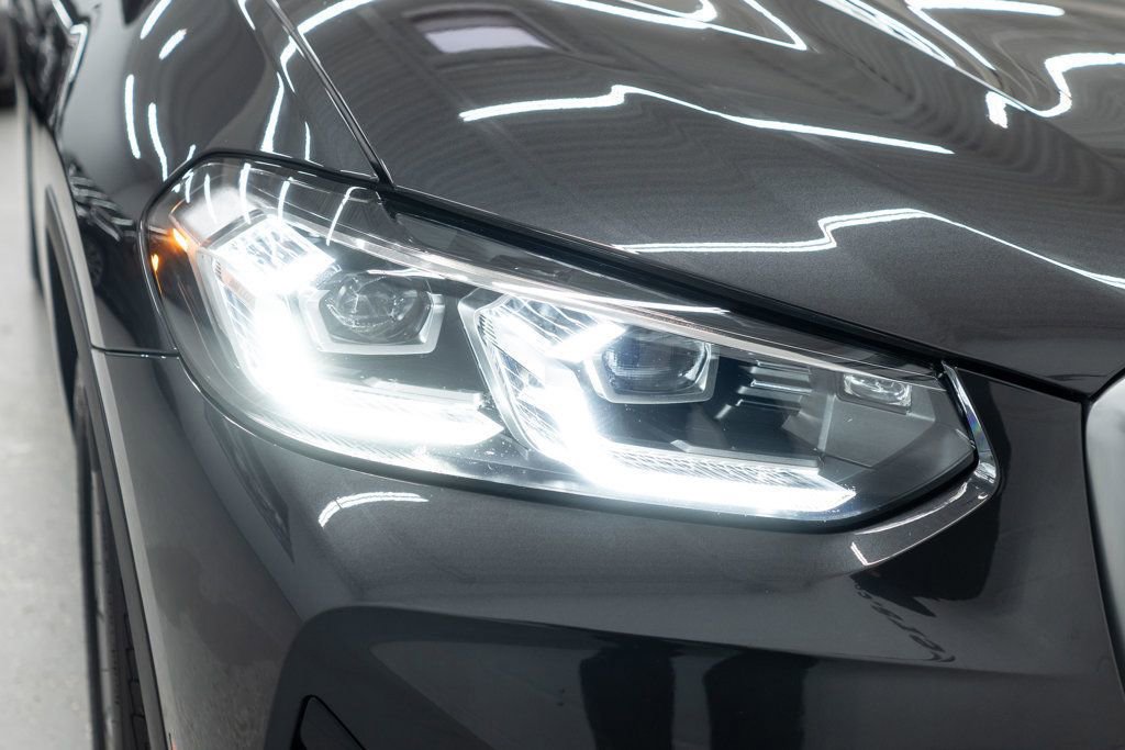 Used 2025 BMW X4 xDrive30i w/ Premium Package image 42