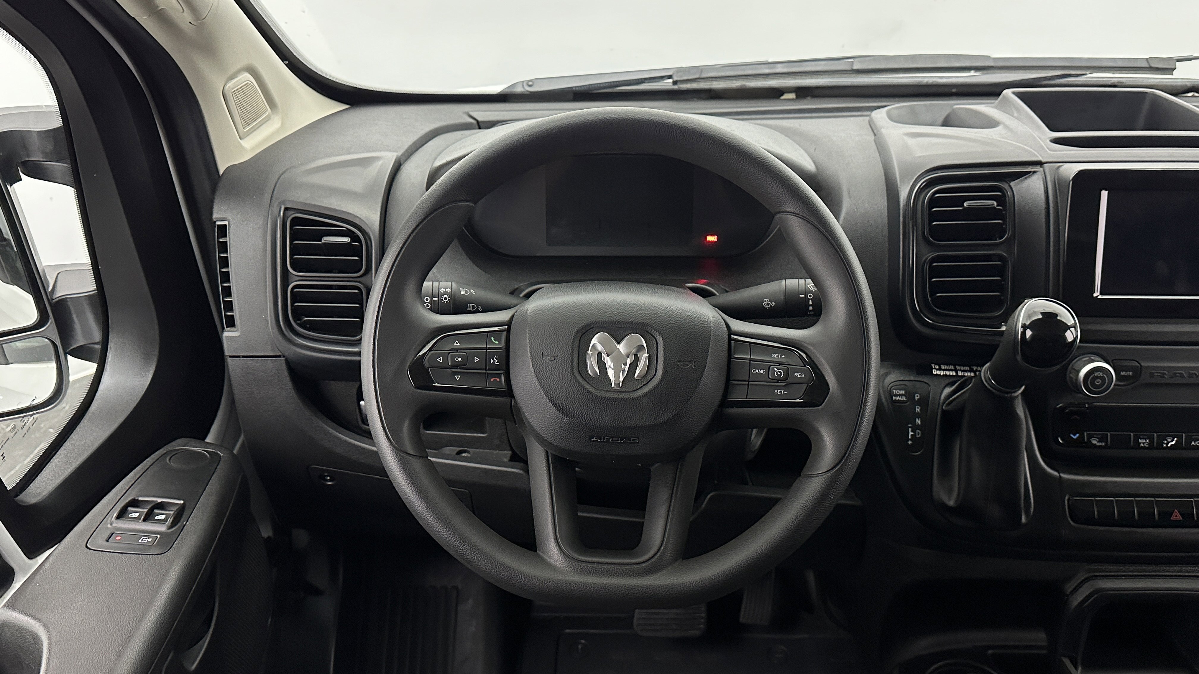 Used 2023 RAM ProMaster 2500 image 15