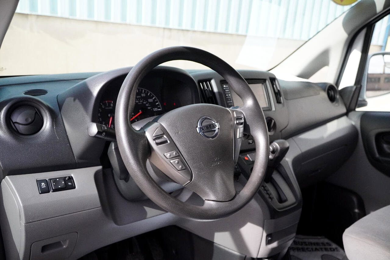 Used 2020 Nissan NV200 SV w/ Sliding Glass Door Package image 30