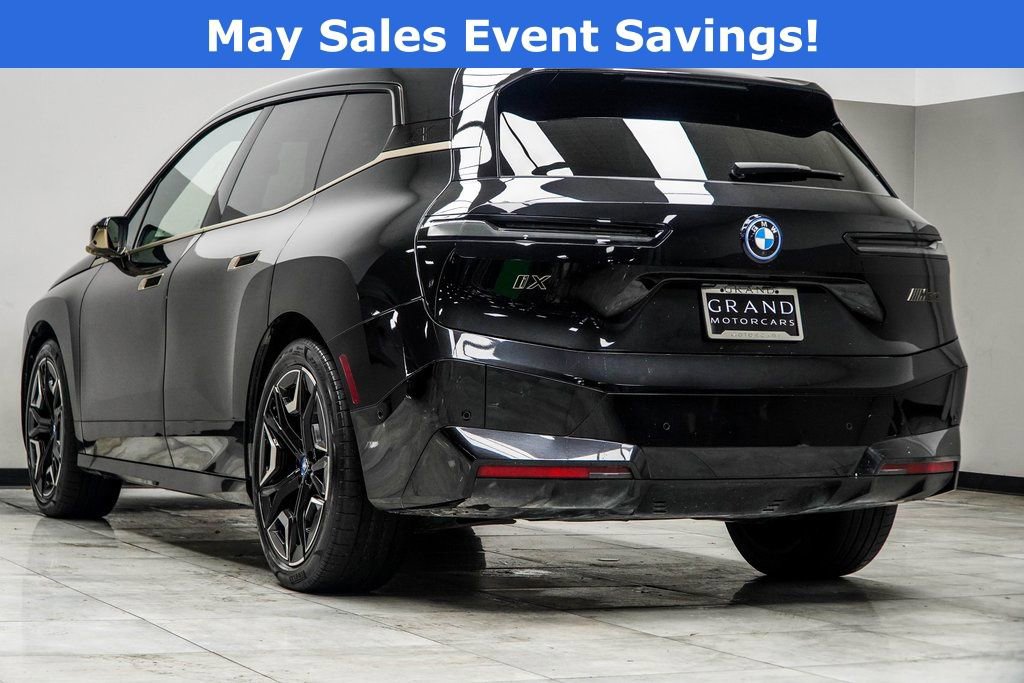 Used 2023 BMW iX M60 w/ Executive Package AWD/4WD image 11
