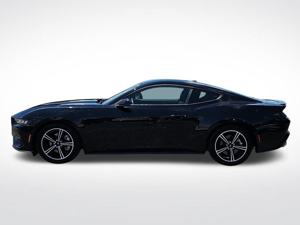 Used 2024 Ford Mustang Premium RWD image 4