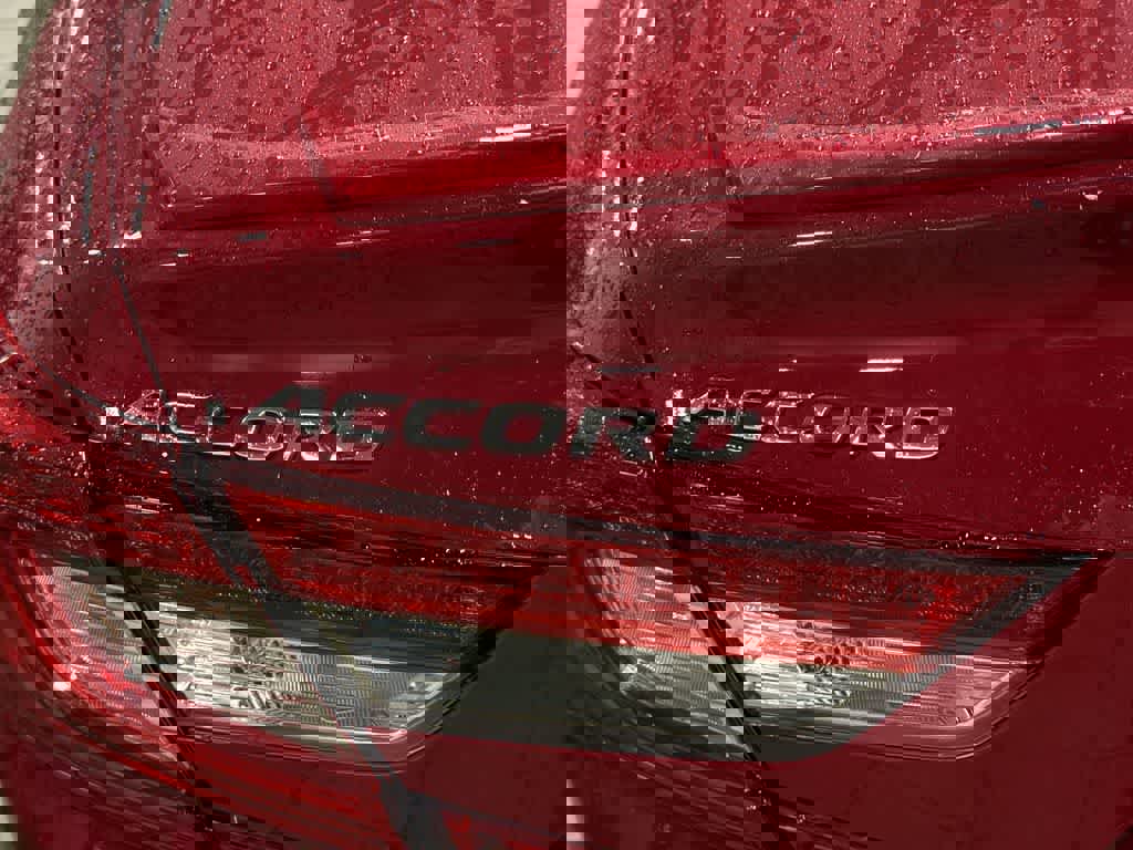 Used 2018 Honda Accord Sport image 25