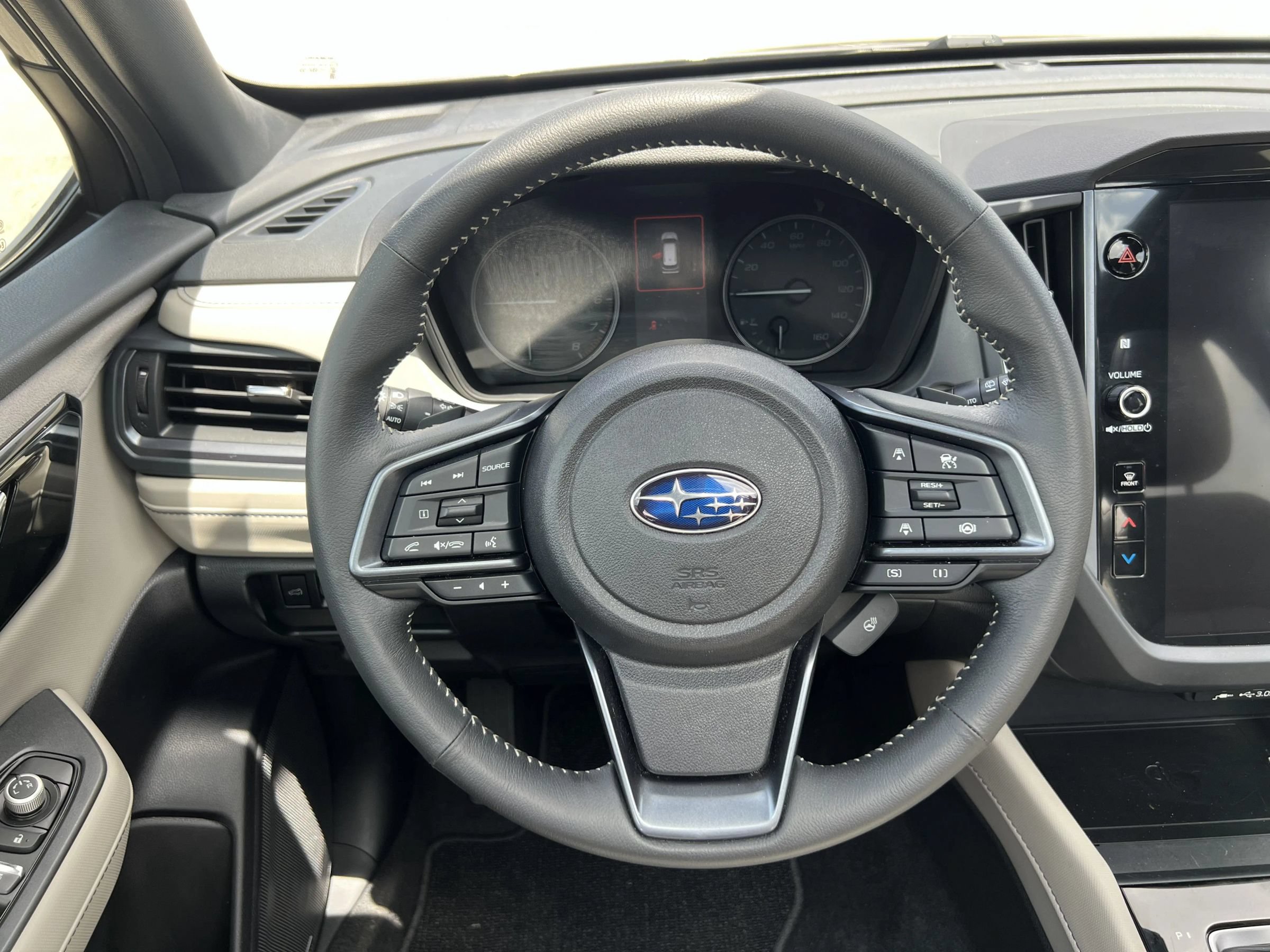 Used 2025 Subaru Forester Limited AWD/4WD image 23
