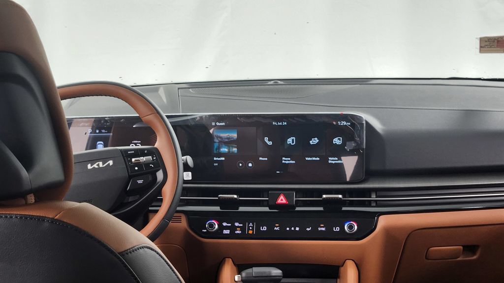 New 2026 Kia Sportage X-Line w/ X-Line Premium Package AWD/4WD image 16
