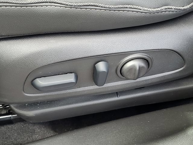 Certified 2024 Buick Encore GX Sport Touring w/ Comfort Package AWD/4WD image 6