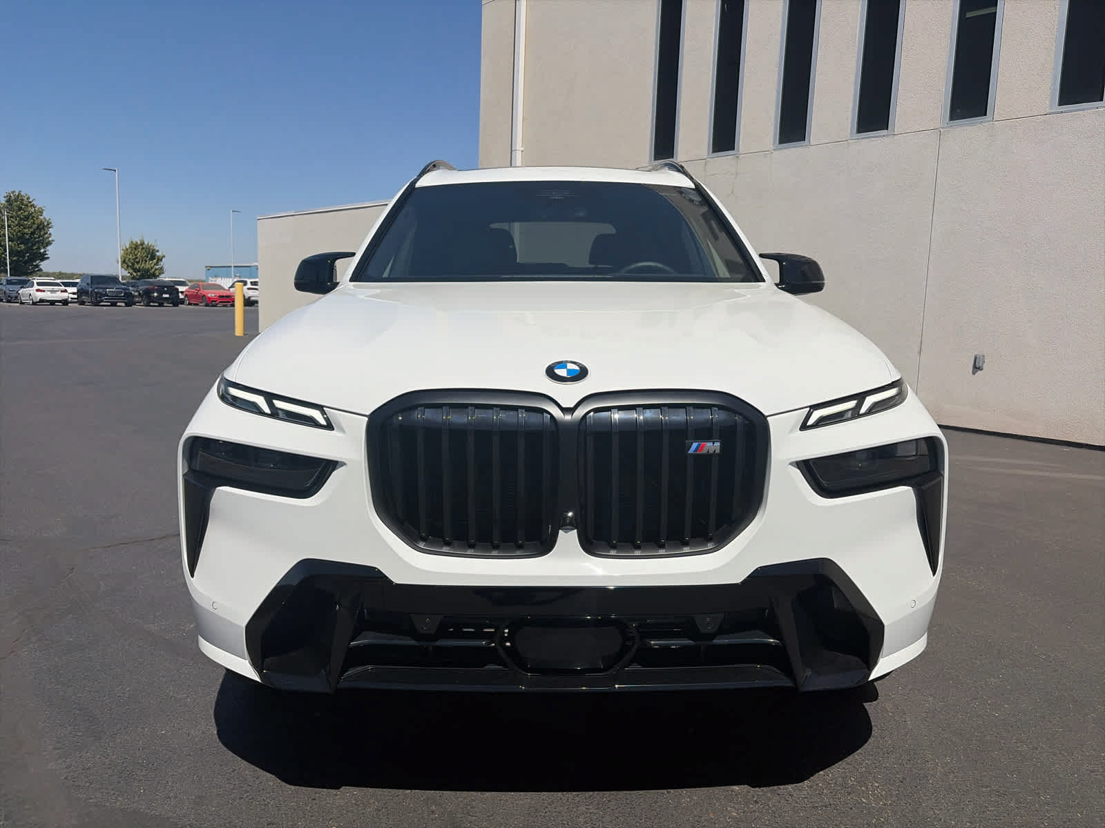 New 2026 BMW X7 M60i AWD/4WD image 2