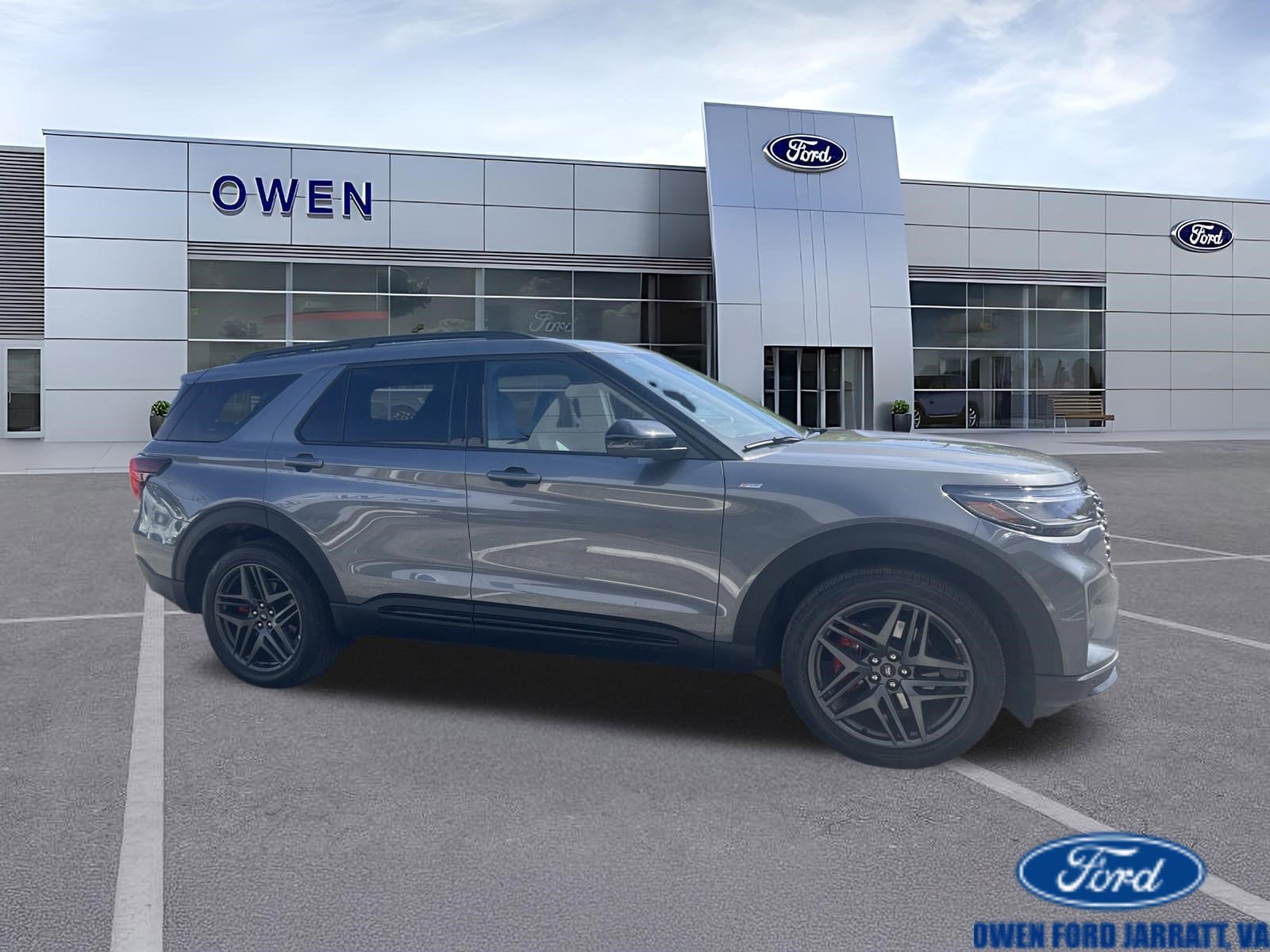Used 2025 Ford Explorer ST-Line w/ Premium Package AWD/4WD image 3