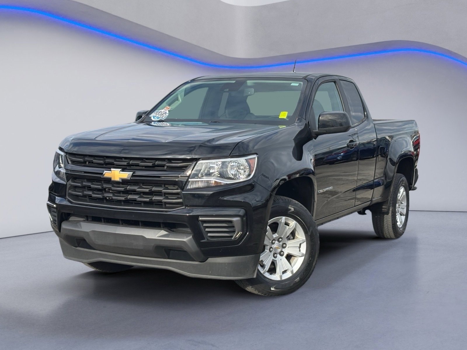 Used 2022 Chevrolet Colorado LT w/ Fleet Safety Package image 2