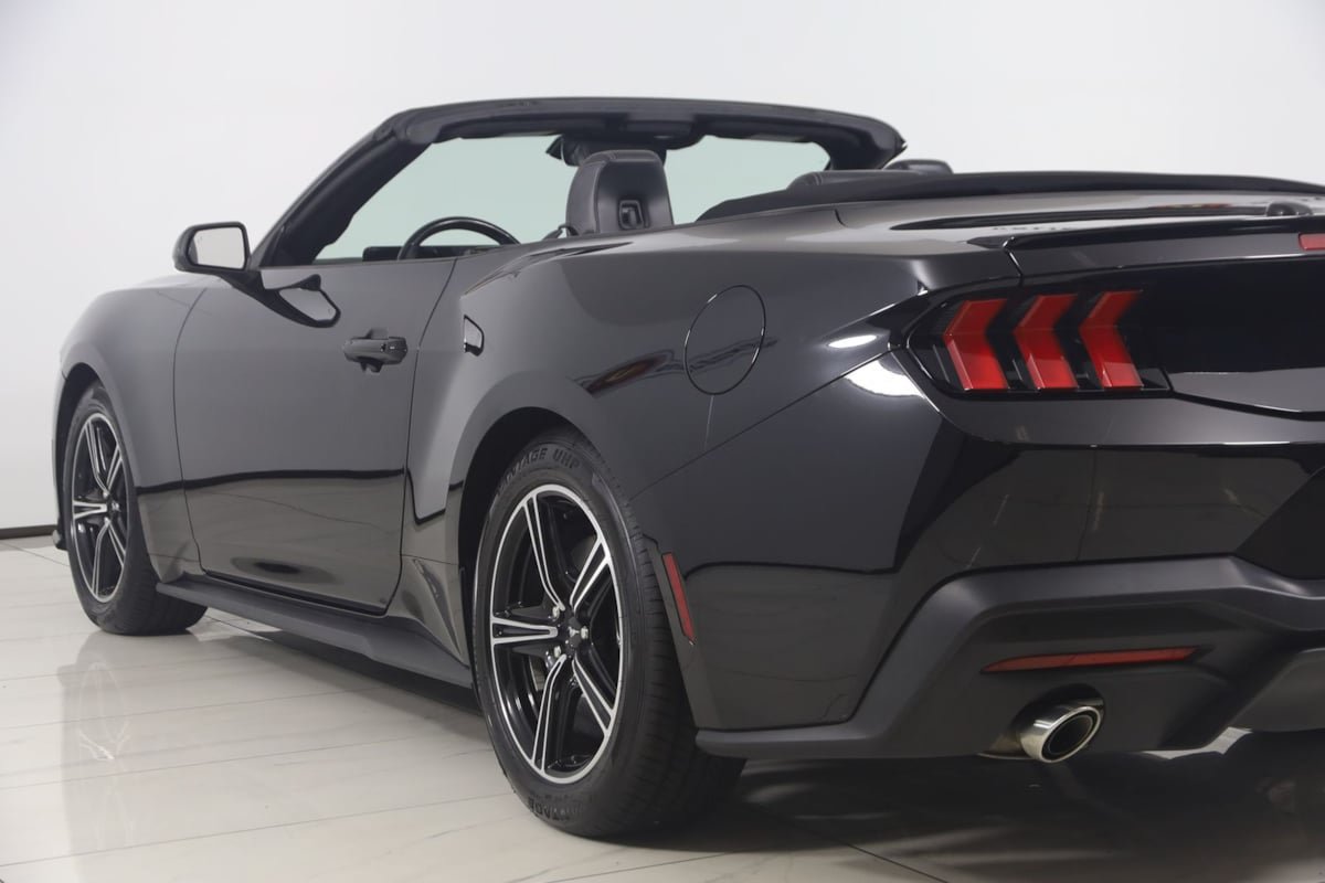 Used 2024 Ford Mustang Premium RWD image 26