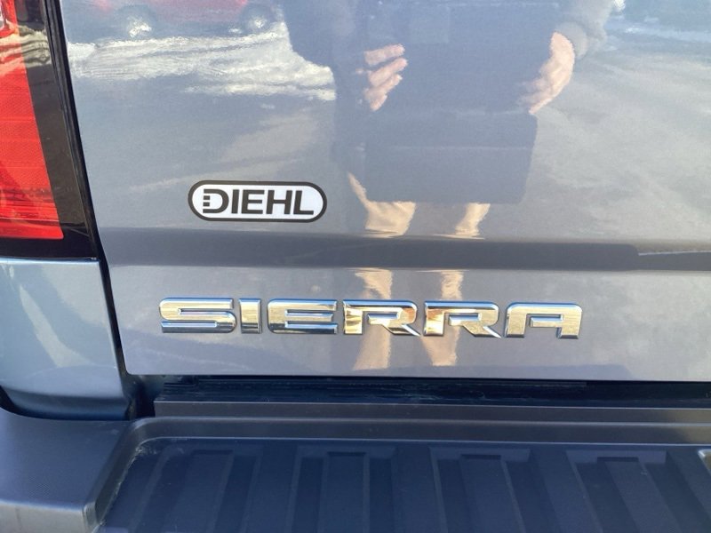 Used 2016 GMC Sierra 2500 SLE w/ SLE Preferred Package image 13