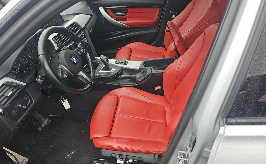 Used 2017 BMW 340i xDrive Sedan AWD/4WD image 9