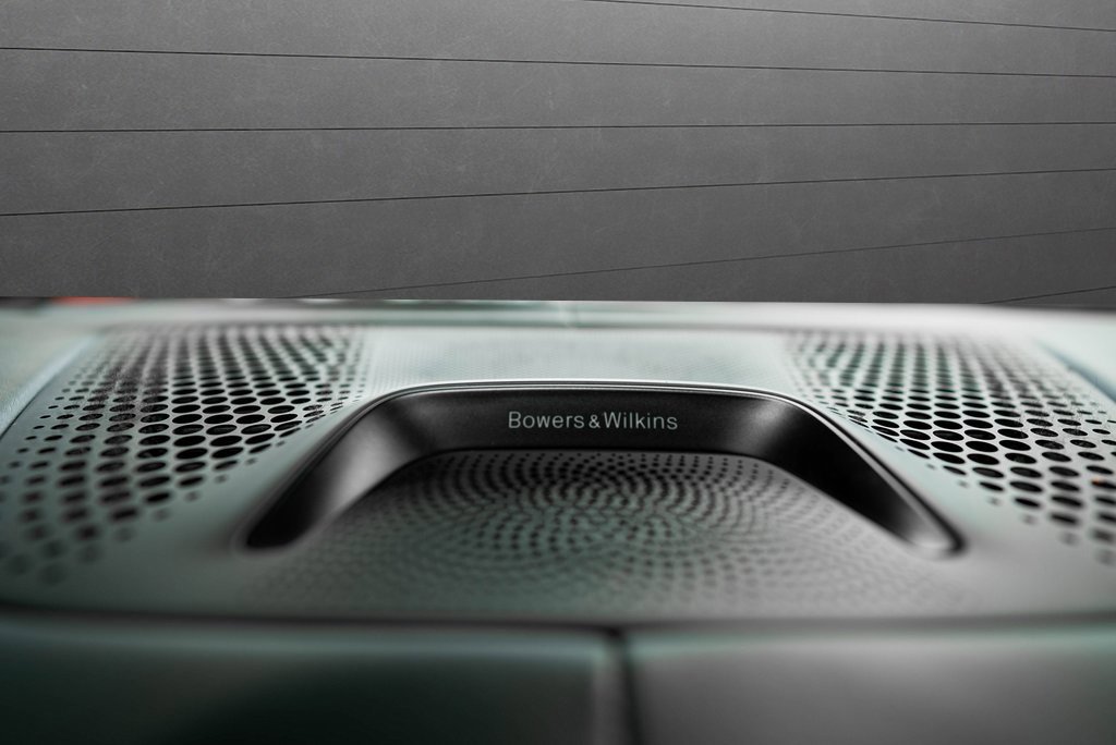 Used 2020 BMW X5 M Competition w/ Executive Package image 44