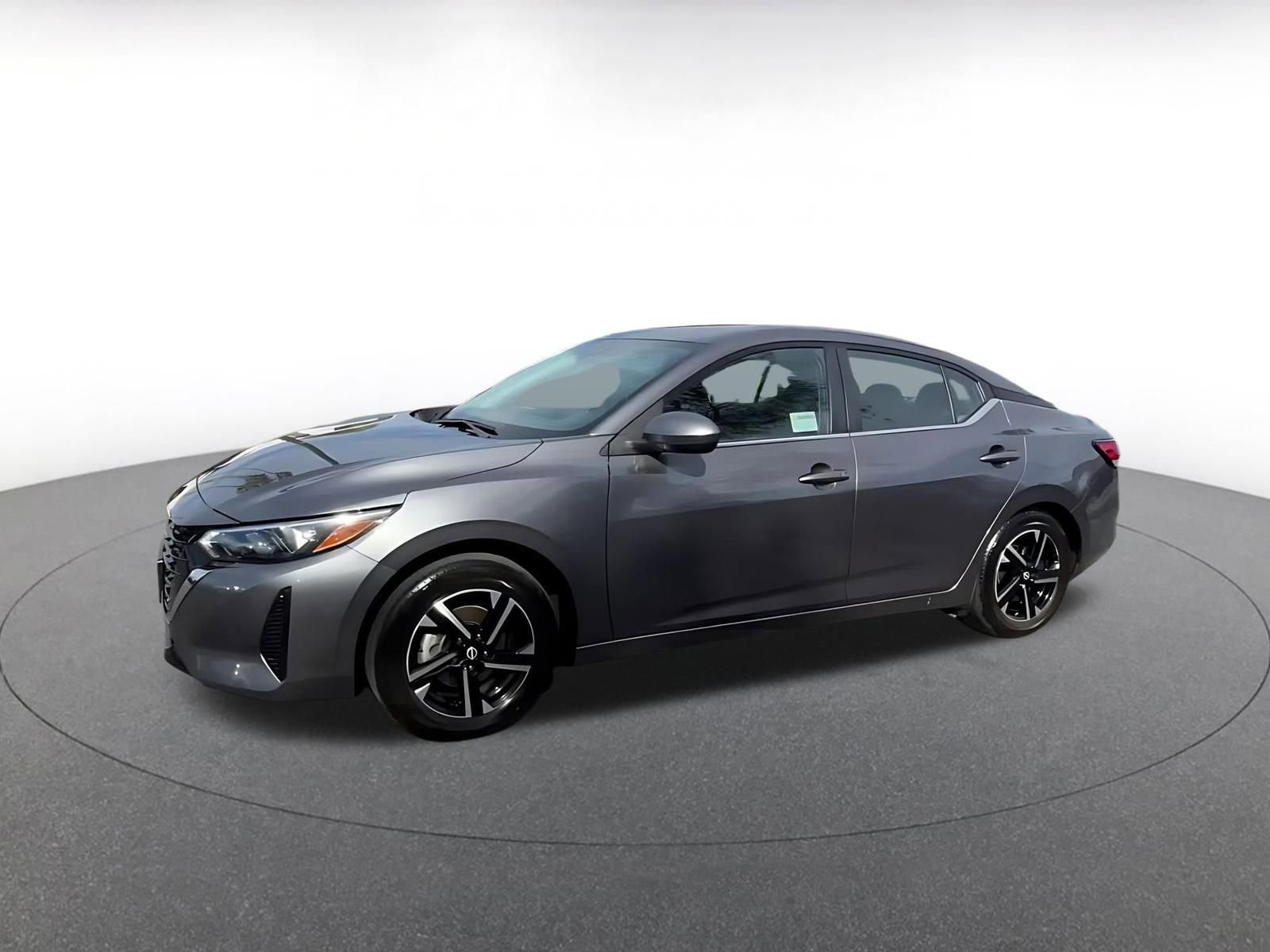 Used 2025 Nissan Sentra SV FWD image 8