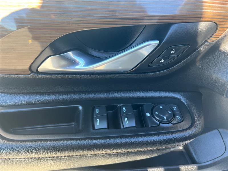 Used 2019 GMC Terrain SLE image 10