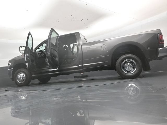 New 2026 RAM 3500 Tradesman AWD/4WD image 53