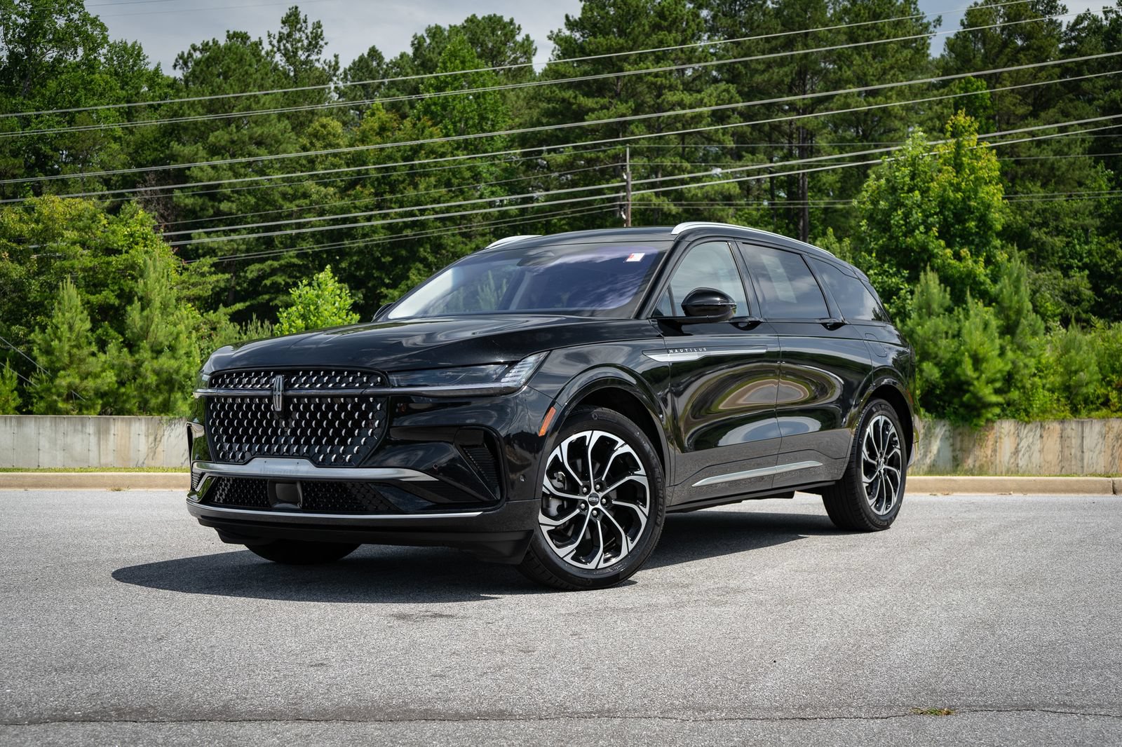 Used 2024 Lincoln Nautilus Reserve