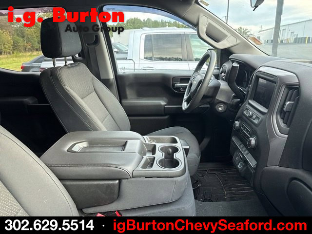 Used 2020 Chevrolet Silverado 1500 Custom w/ Custom Value Package AWD/4WD image 7