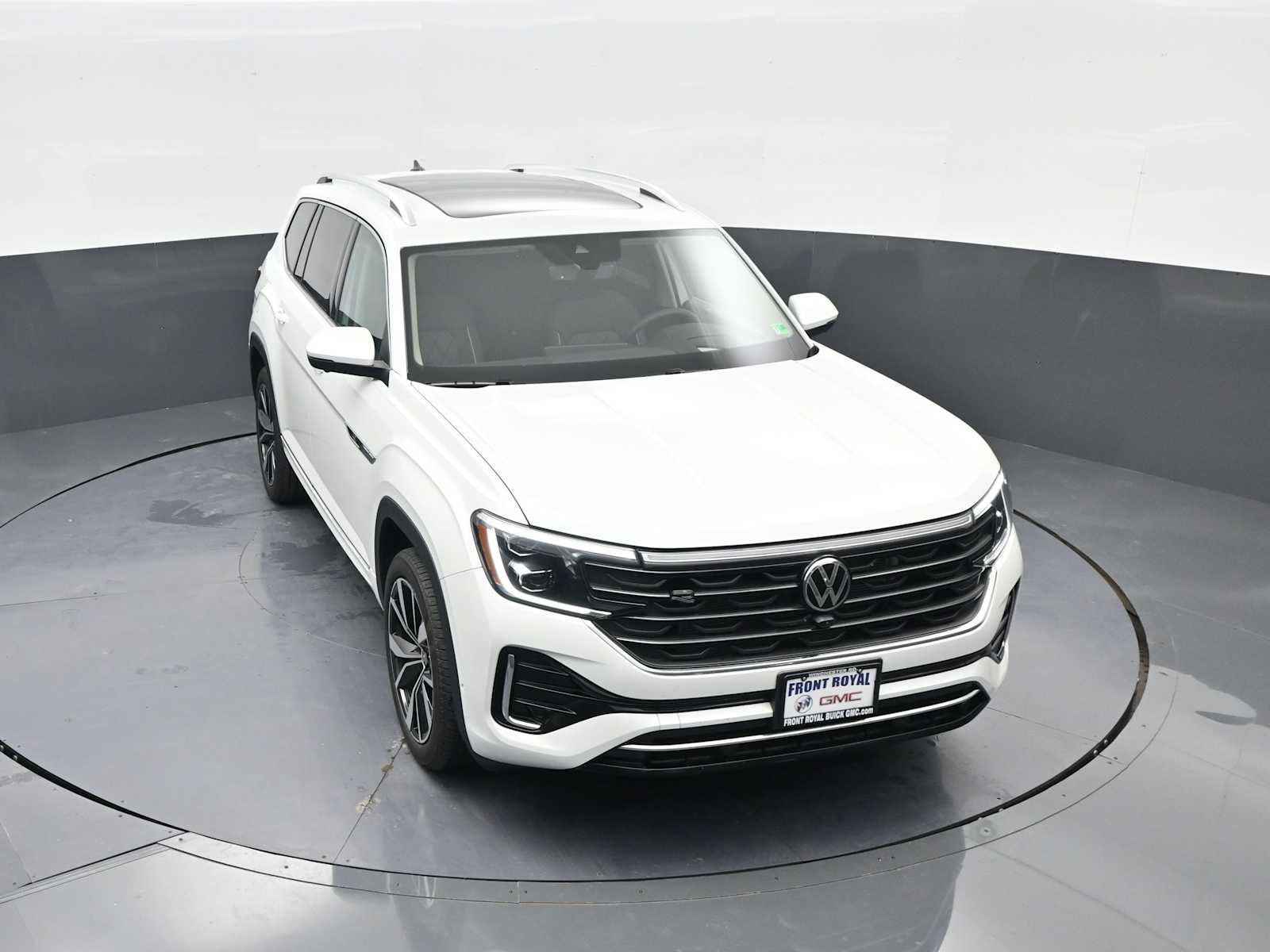 Used 2025 Volkswagen Atlas SEL Premium R-Line image 29