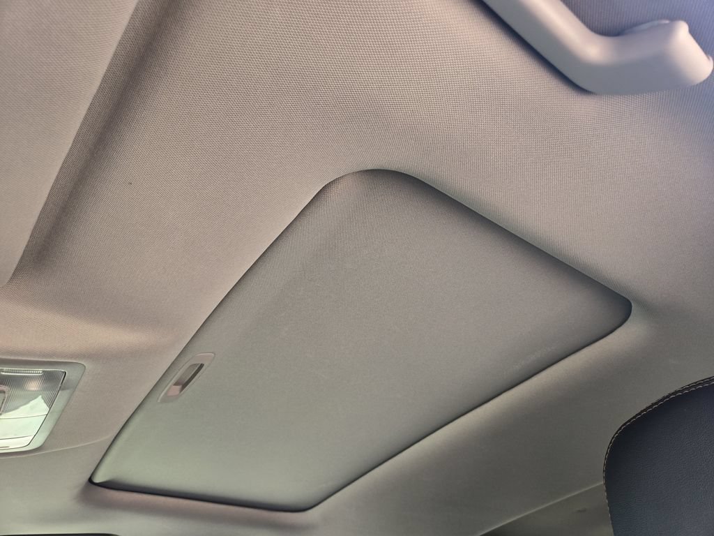 Used 2017 Toyota Highlander XLE FWD image 27