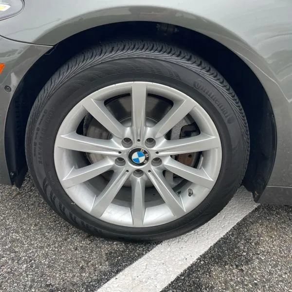 Used 2014 BMW 535i xDrive Sedan AWD/4WD image 17