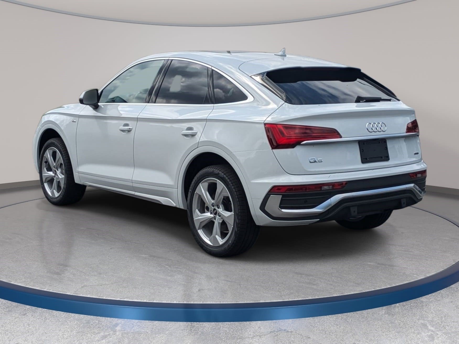 New 2025 Audi Q5 2.0T Premium Plus AWD/4WD image 7