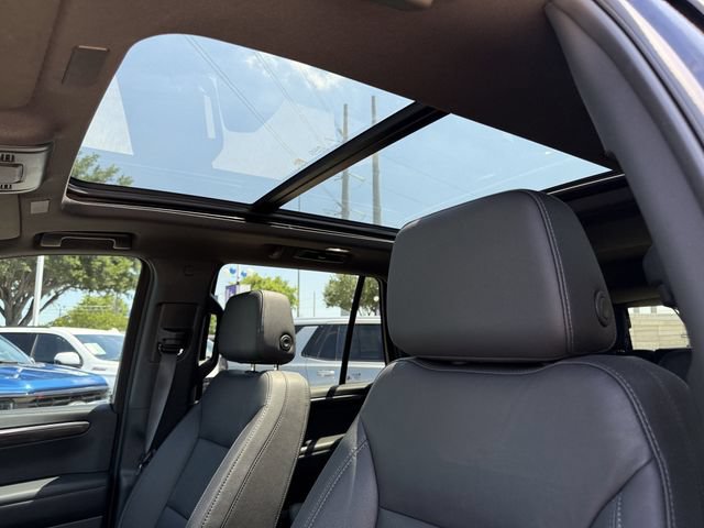 Used 2025 Chevrolet Tahoe Z71 w/ Comfort Package AWD/4WD image 20