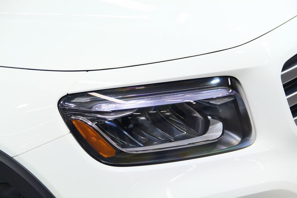 Certified 2025 Mercedes-Benz GLB 250 4MATIC image 10