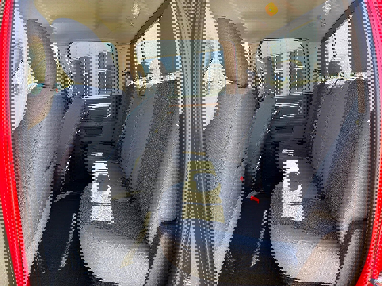 Used 2020 RAM 1500 Classic SLT w/ Luxury Group RWD image 17