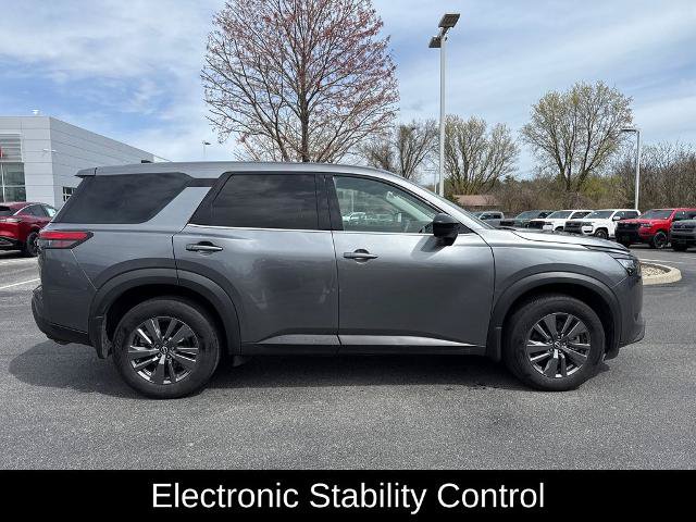 Certified 2024 Nissan Pathfinder S AWD/4WD image 13