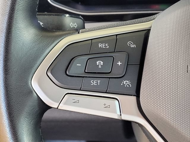 Used 2025 Volkswagen Jetta SE FWD image 24