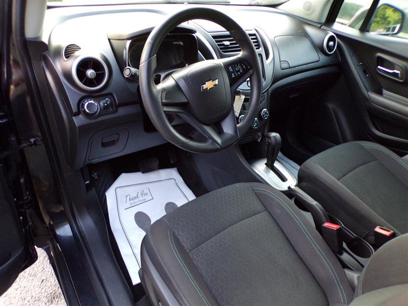 Used 2016 Chevrolet Trax LS image 17