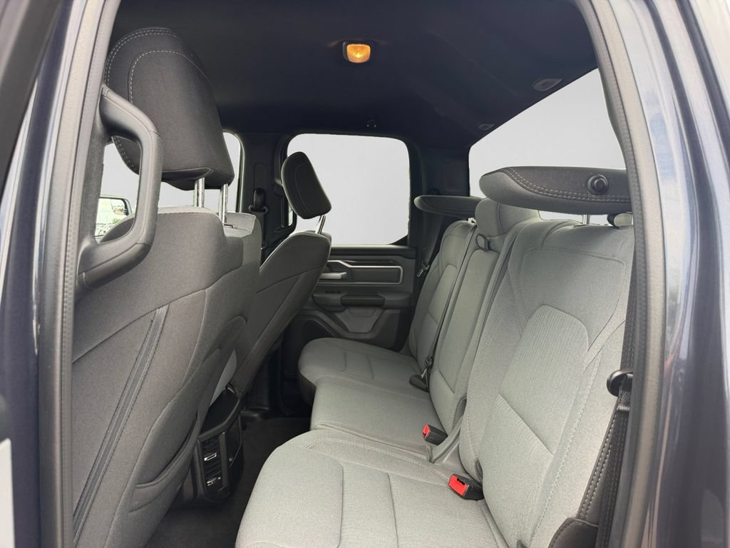 Used 2021 RAM 1500 Big Horn w/ Level 1 Safety Group AWD/4WD image 15