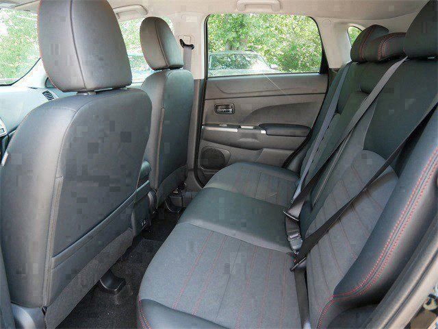 New 2025 Mitsubishi Outlander Sport SE image 5