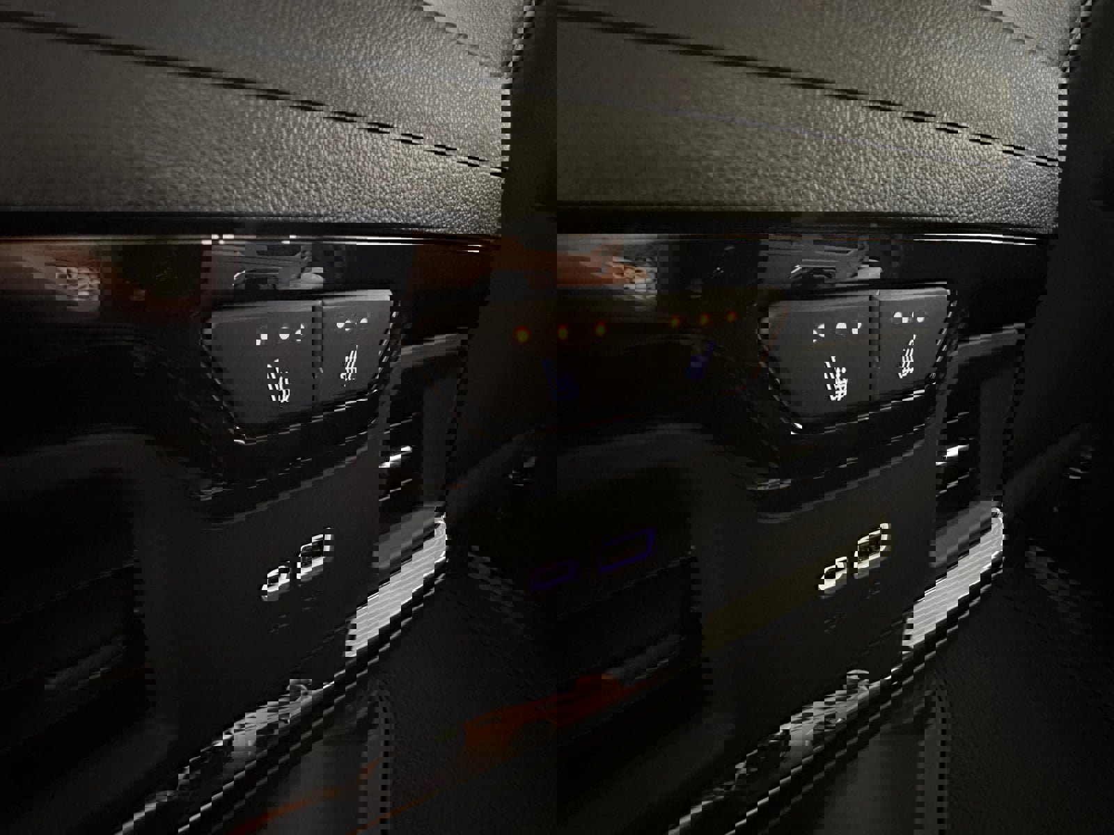 New 2026 GMC Sierra 1500 AT4 w/ AT4 Premium Package image 23
