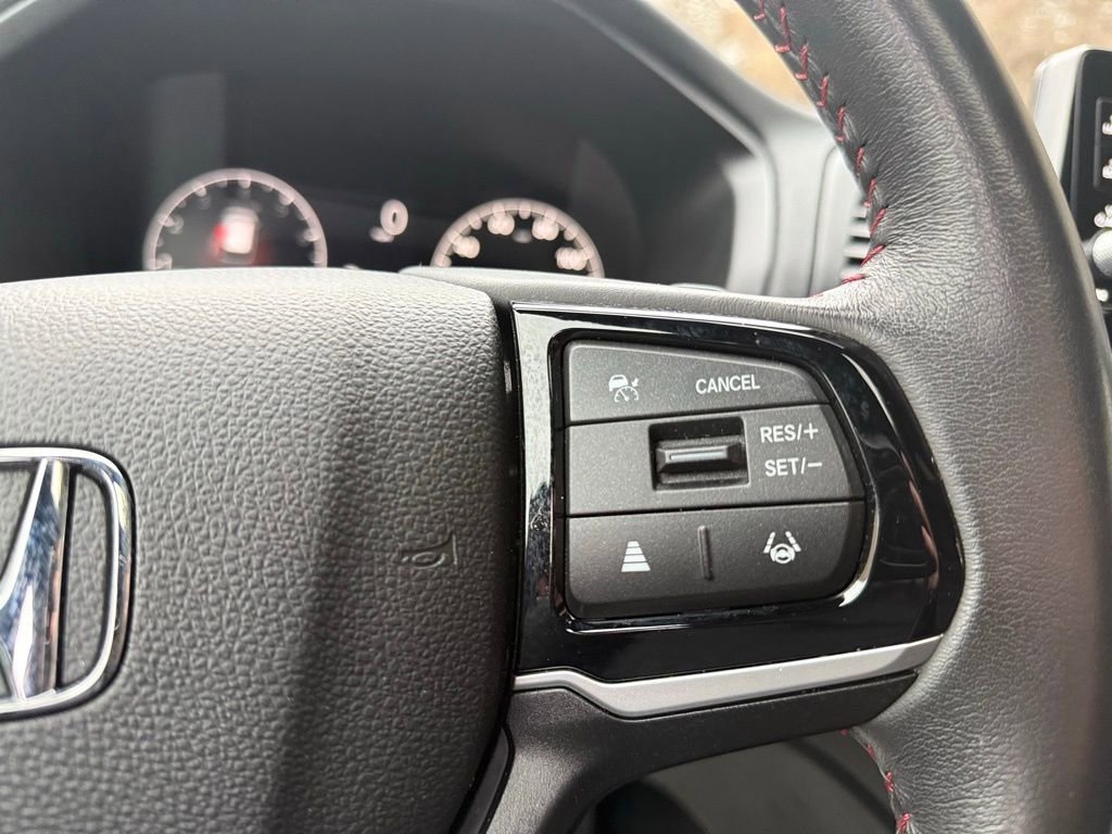 Used 2025 Honda Odyssey Sport-L image 19