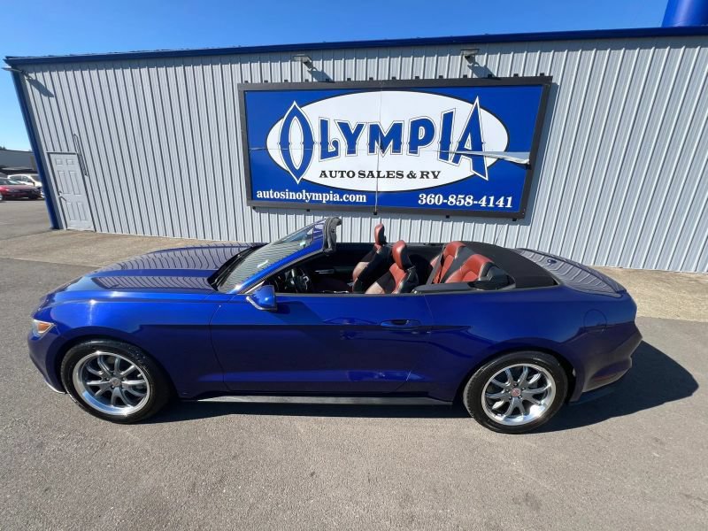 Used 2016 Ford Mustang Premium w/ Equipment Group 201A RWD image 29