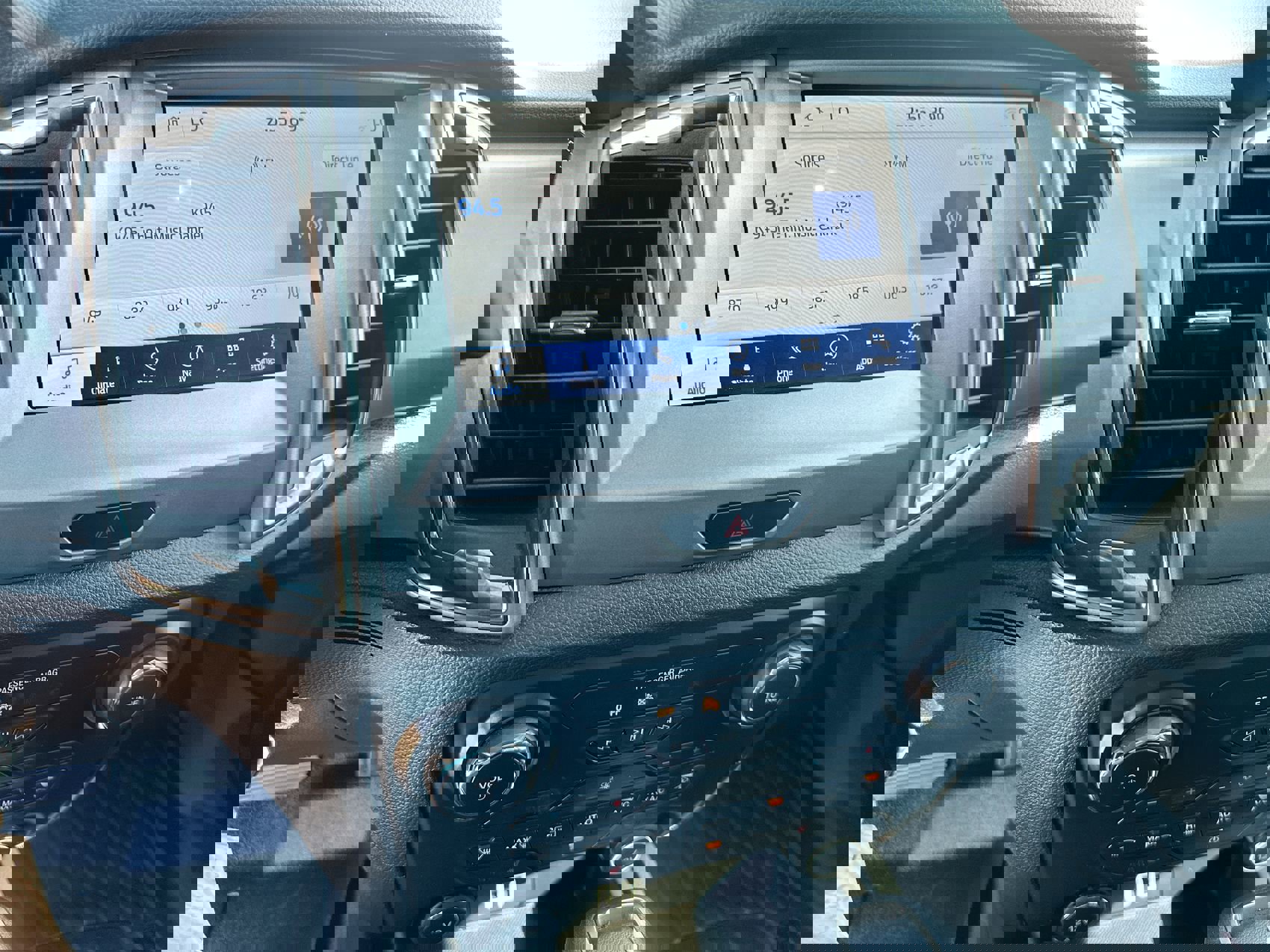 Used 2021 Ford Ranger XLT w/ Equipment Group 302A High image 16