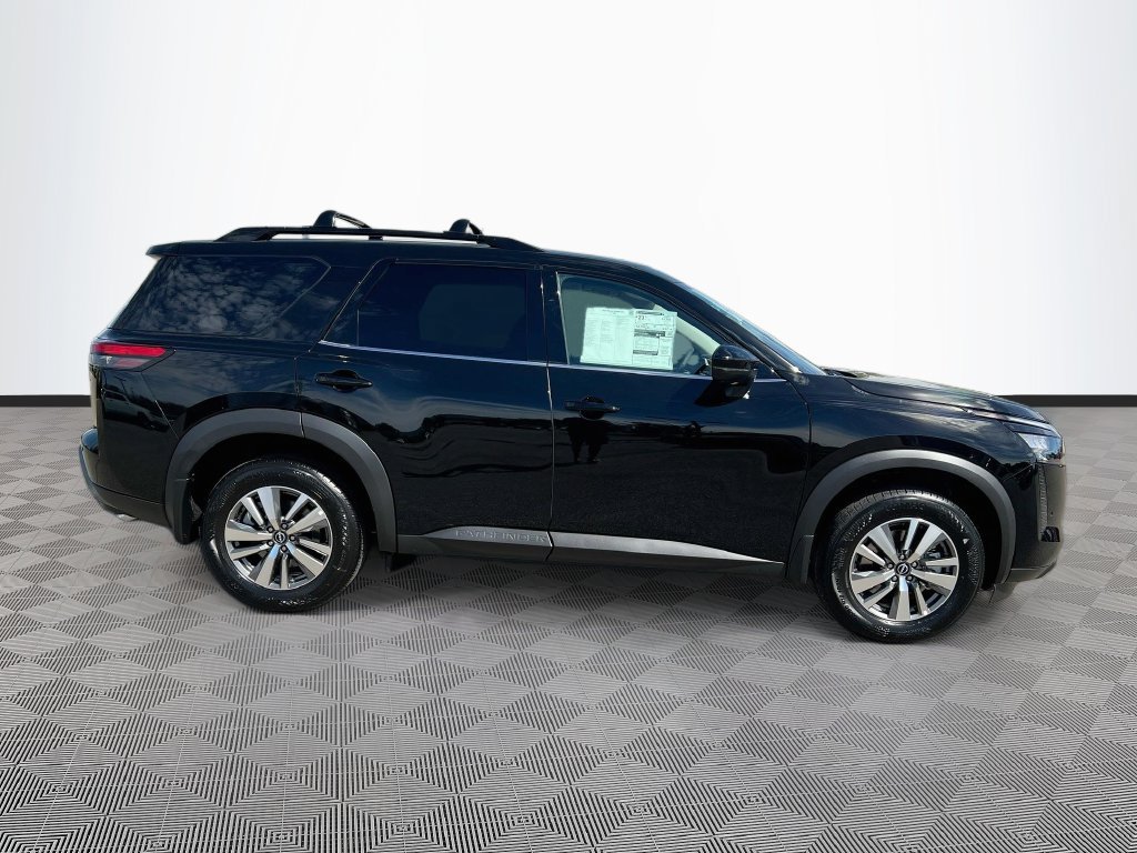 New 2026 Nissan Pathfinder SL w/ Cargo Package FWD image 8