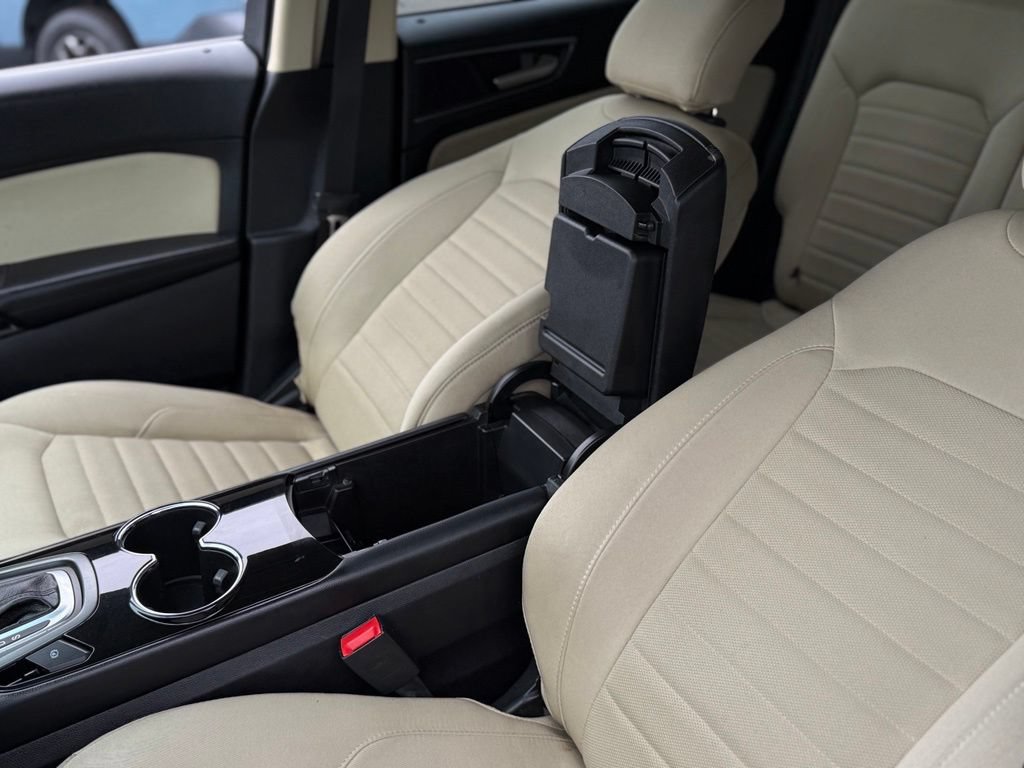 Used 2016 Ford Edge SE AWD/4WD image 23