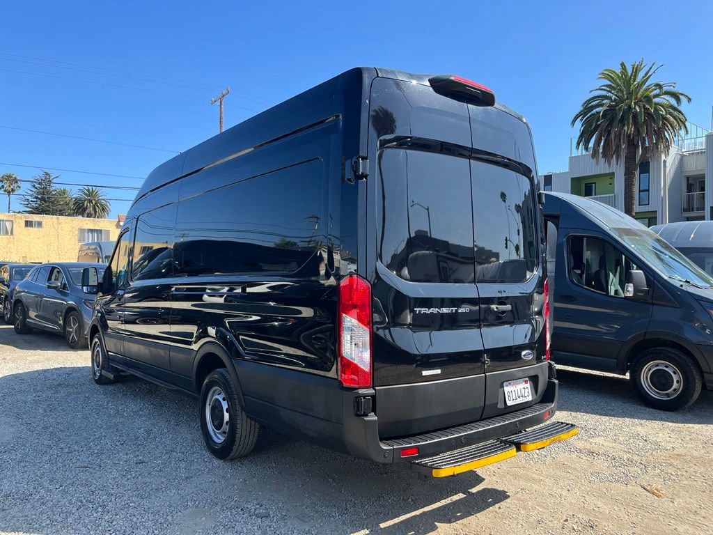 Used 2023 Ford Transit 250 148 High Roof Extended w/ Load Area Protection Package RWD image 8