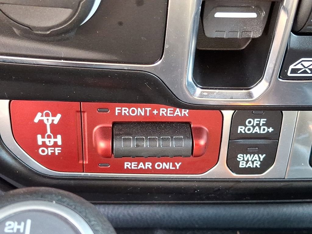 Used 2024 Jeep Wrangler Unlimited Rubicon 4xe AWD/4WD image 23